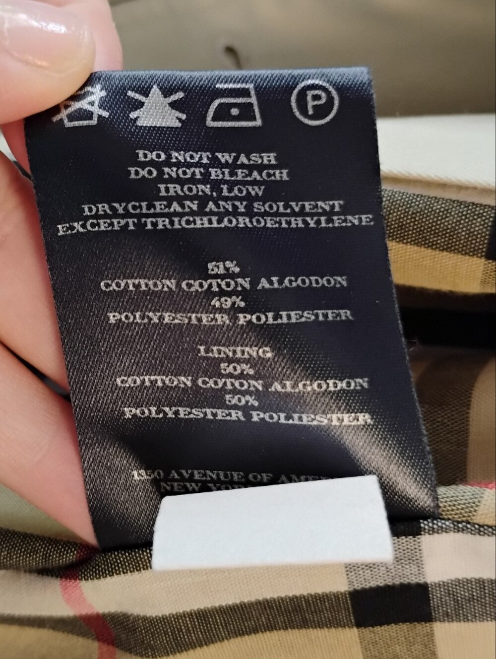 Vintage Burberry Trench Coat With Removable Liner, Mid length - Picture 13 of 16